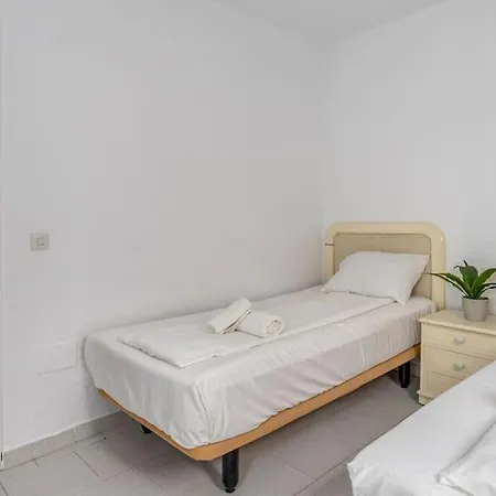 Coastal Escape/family-friendly 2-br With Seaview