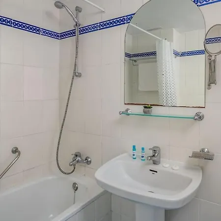 Coastal Escape/family-friendly 2-br With Seaview * Mijas