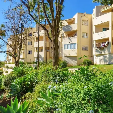 Coastal Escape/family-friendly 2-br With Seaview *