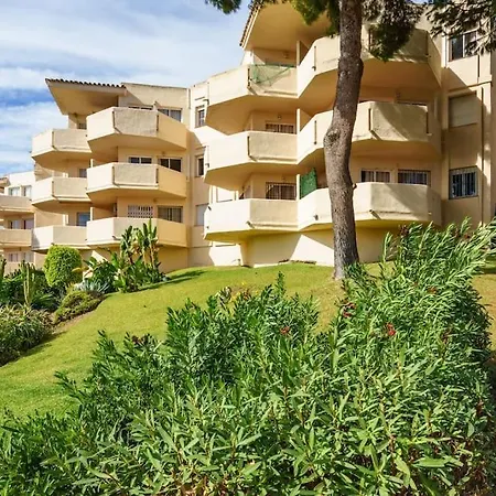 Coastal Escape/family-friendly 2-br With Seaview Mijas