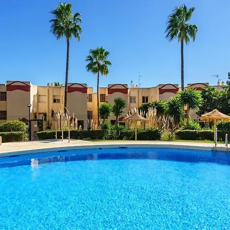 Coastal Escape/family-friendly 2-br With Seaview Apartment